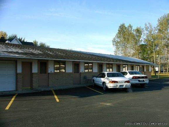 Budget Inn Long Prairie Exterior photo